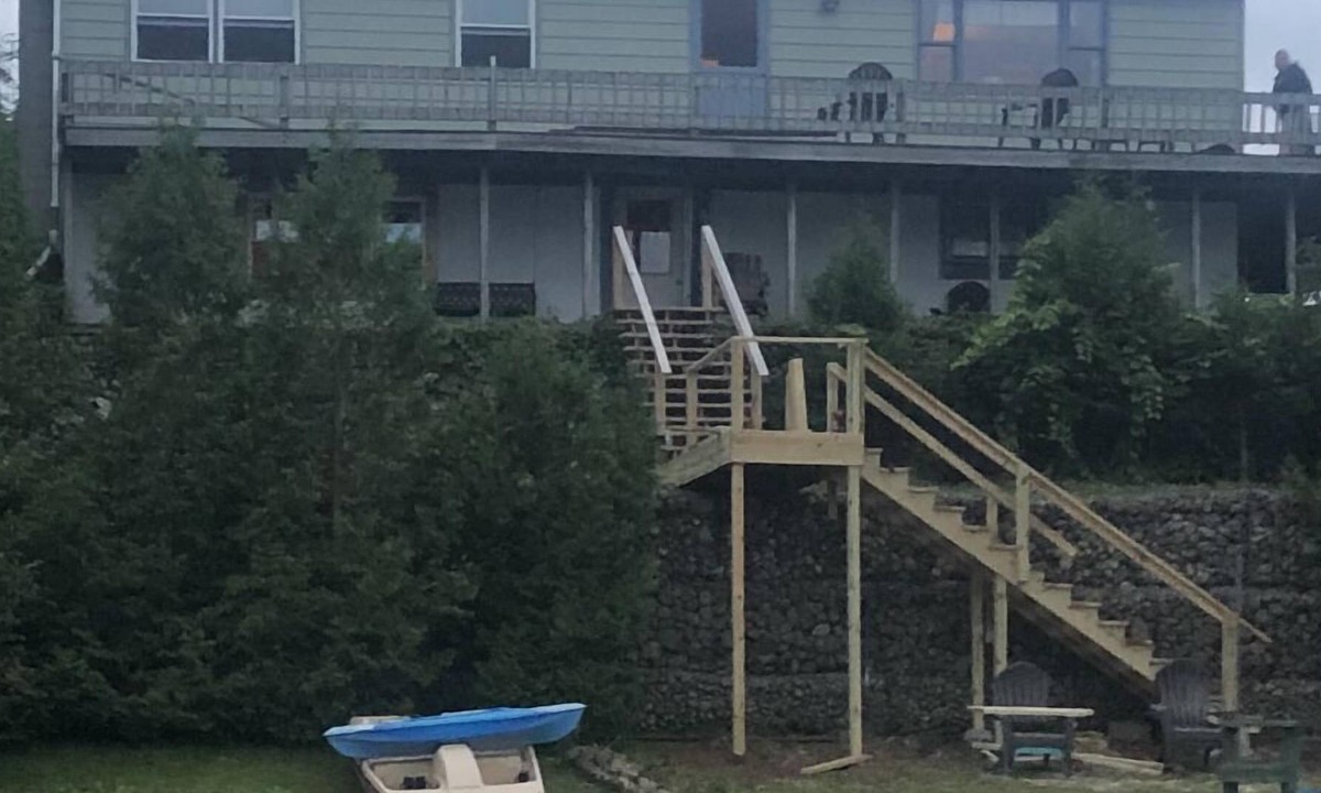 Star Lake House | Maple Mountain House sleeps 10 - next door to Maple Mountain Cabin sleeps 6