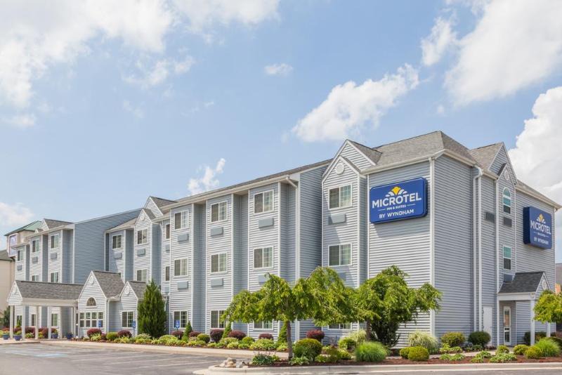 Elkhart Hotel | Microtel Inn and Suites Elkhart