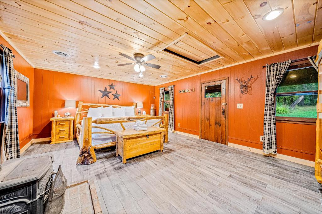 Olmstedville House | Minerva's Log Cabin Gem