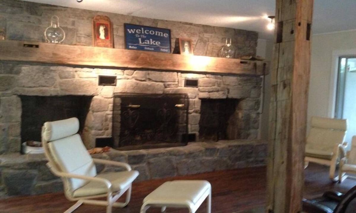 Salisbury House | Modernized, open style, waterfront lakehouse! Sleeps up to 10! Great swimming!