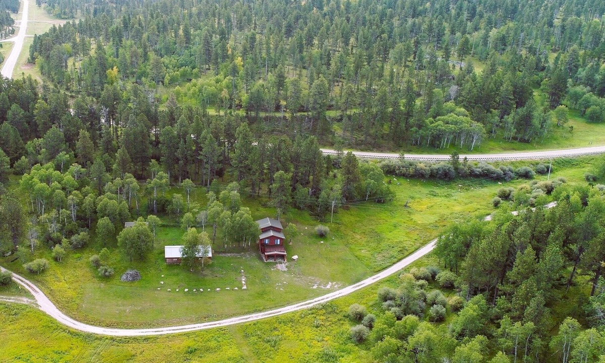 Lead House | Mountain getaway. Located on 7 acres at 6,500 foot elevation. Elk, deer, Turkey