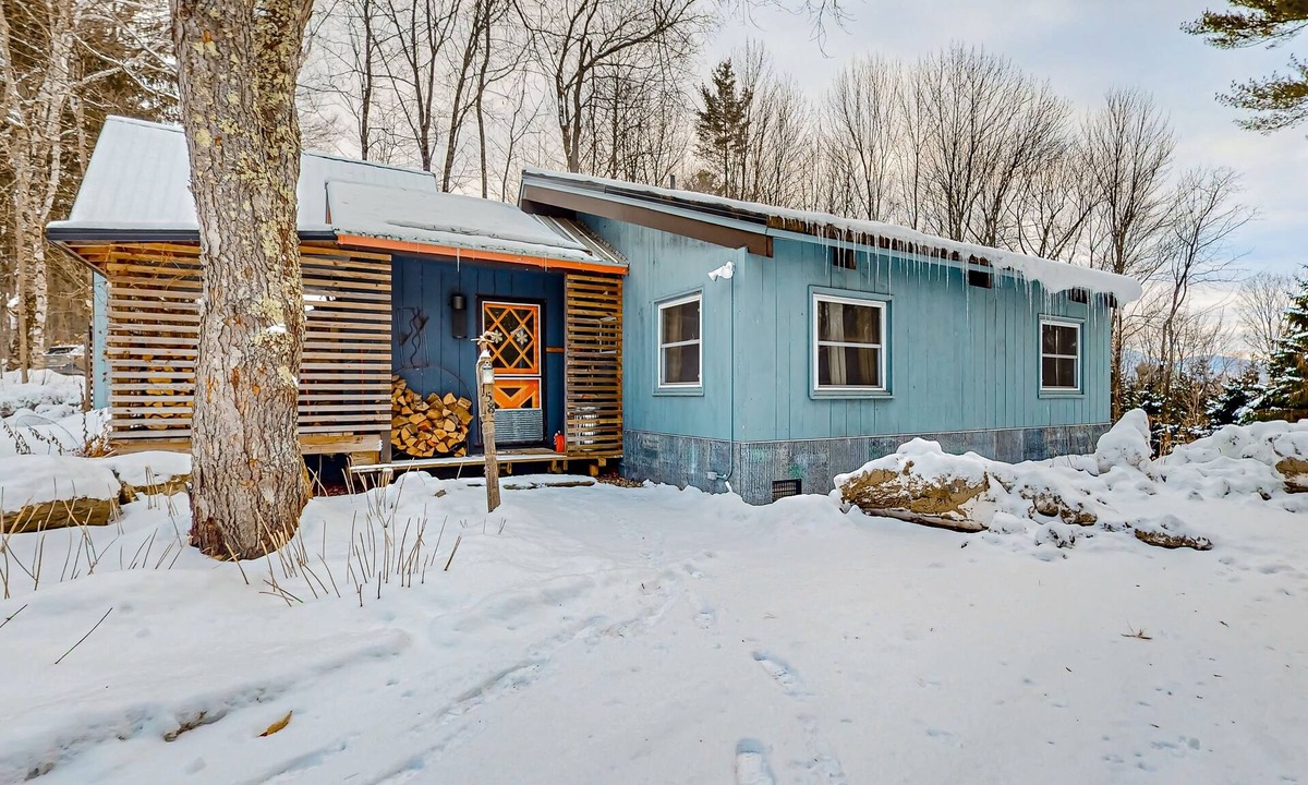 Stowe Hollow House | Mtn-view home with private hot tub, deck, outdoor shower, grill, & wood stove