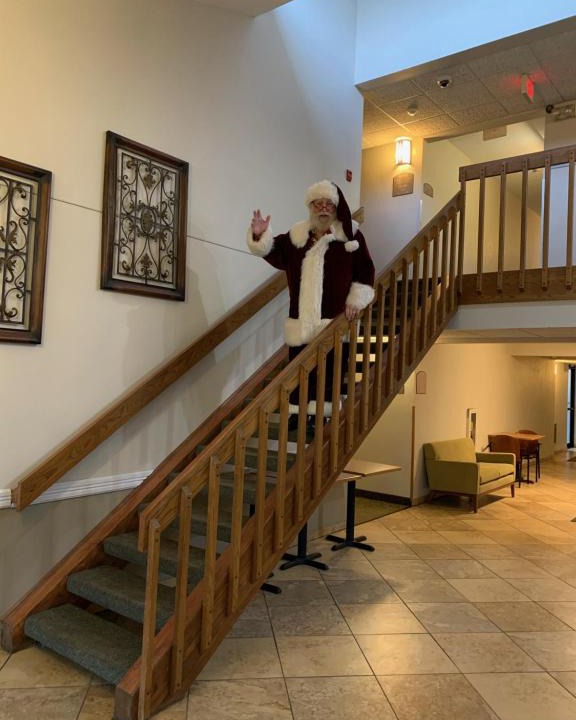 Hastings Hotel | Nichols Inn & Suites