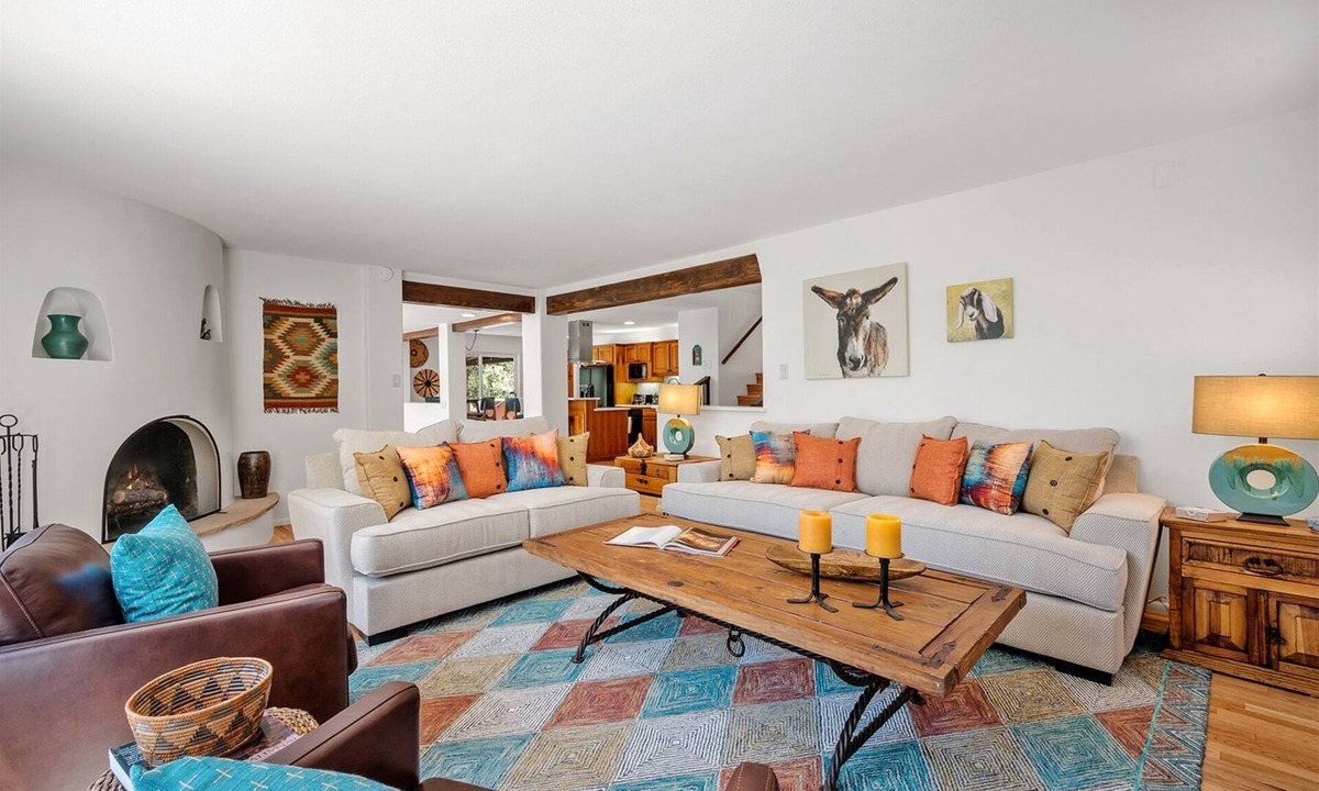 Northeast Santa Fe House | Nido de la Loma - Kivas, Walk to the Plaza