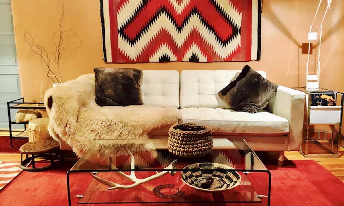 Historic Eastside Apartment | On Canyon Rd, Pet-Friendly Beautiful Adobe With Clawfoot Tub, Views On Park