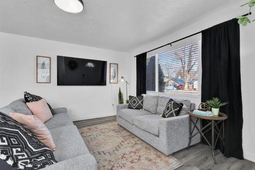 Boise Bench House | Owyhee Oasis 1 by Boise Airport