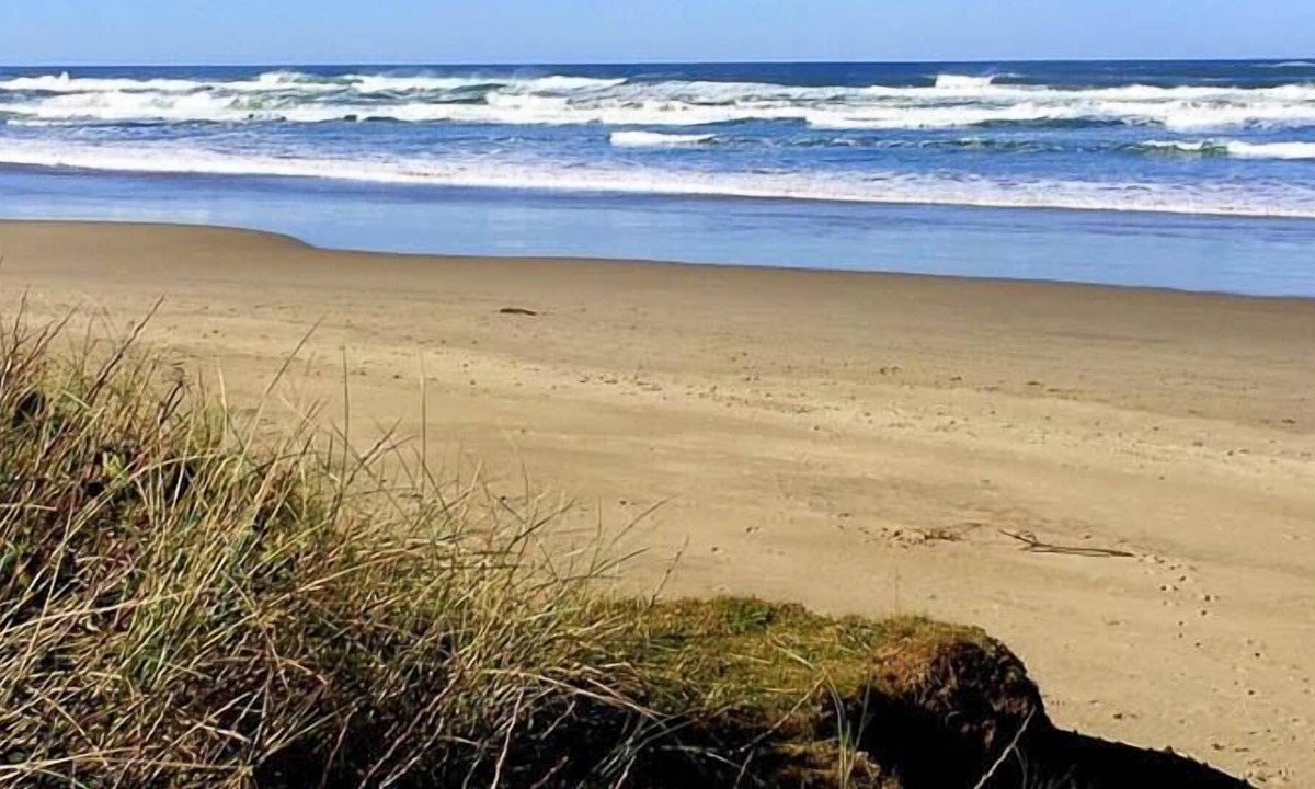 Yachats House | Payn House
