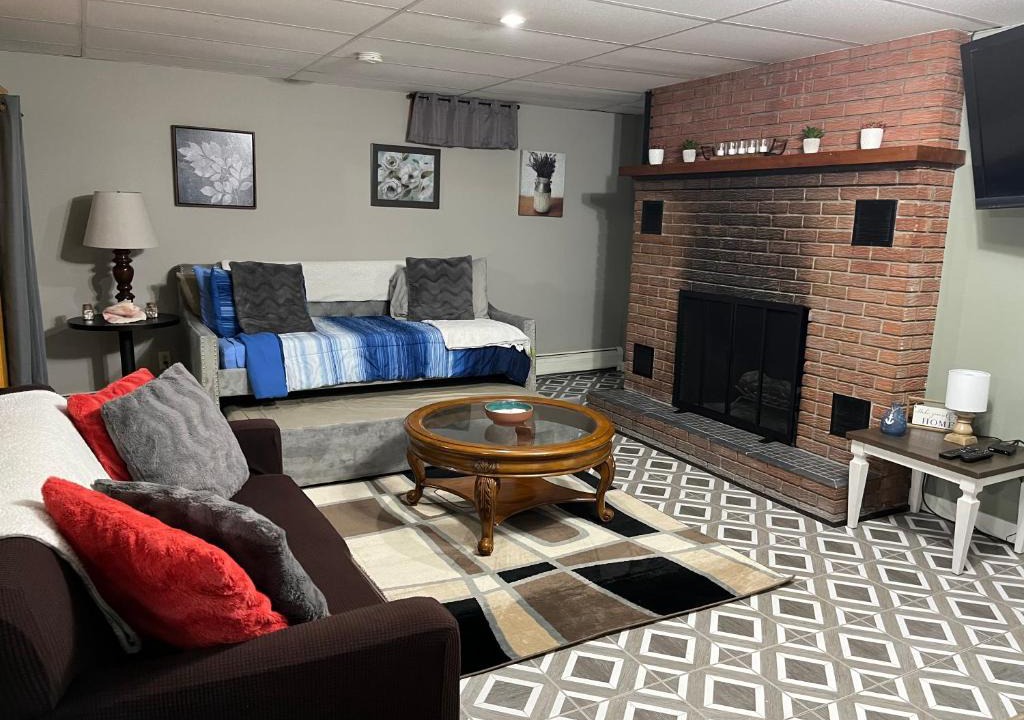 North Troy Apartment | Perfect Getaway Spot in the Northeast Kingdom