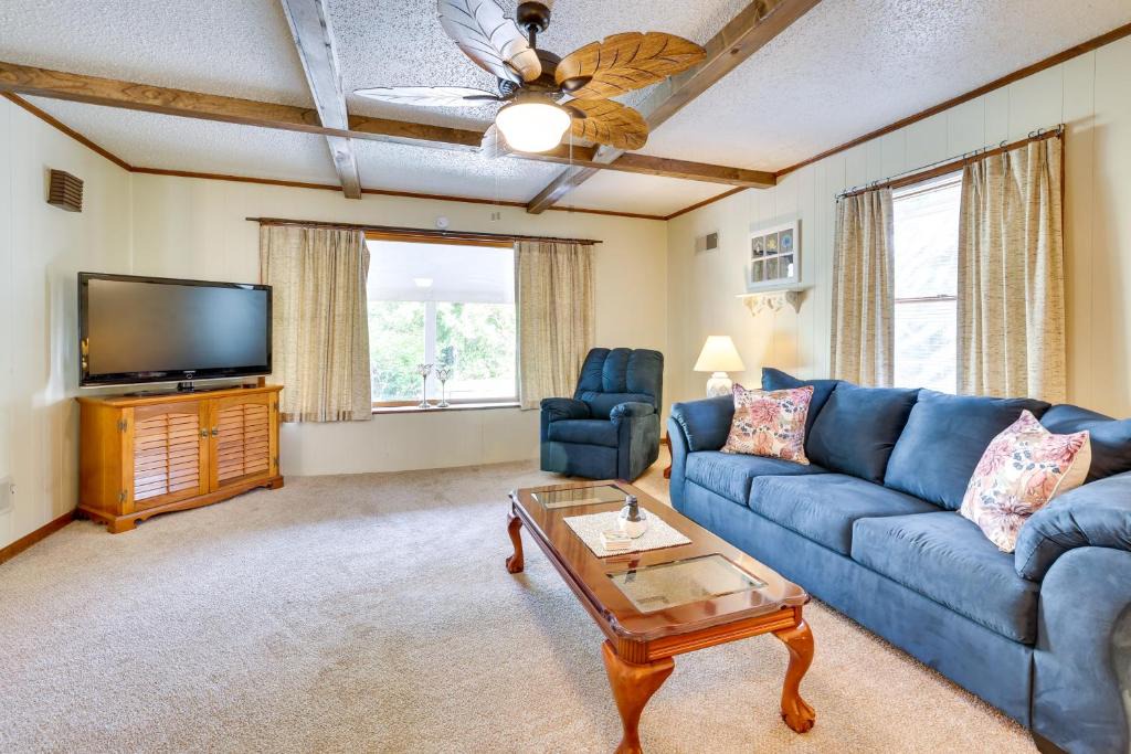 Plattsburgh House | Plattsburgh Vacation Rental Near Lake Champlain!