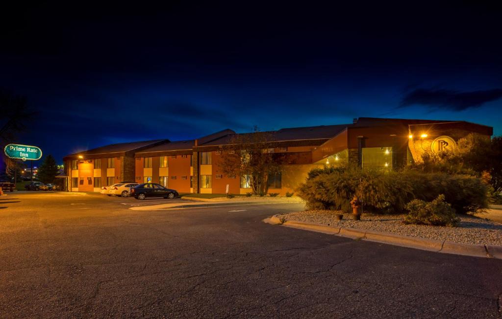Burnsville Hotel | Prime Rate Inn