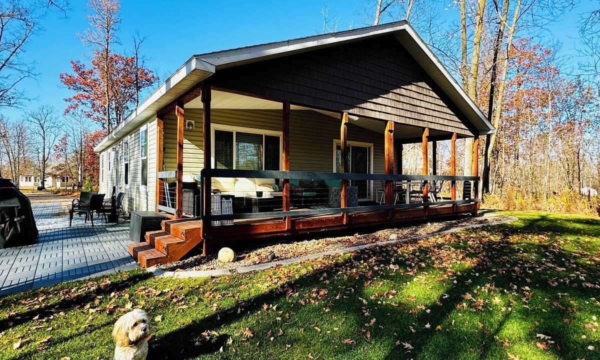 Onamia House | Private Home located on Izaty's Golf Course