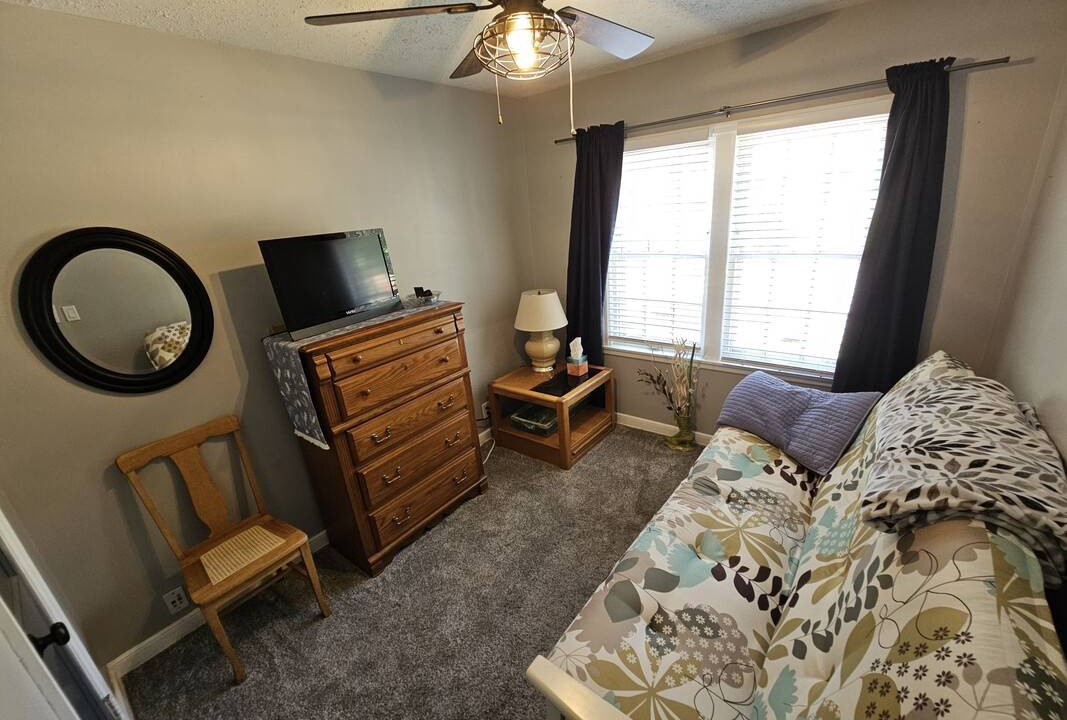 Minneapolis Resort | Private room ∙ 2 guests