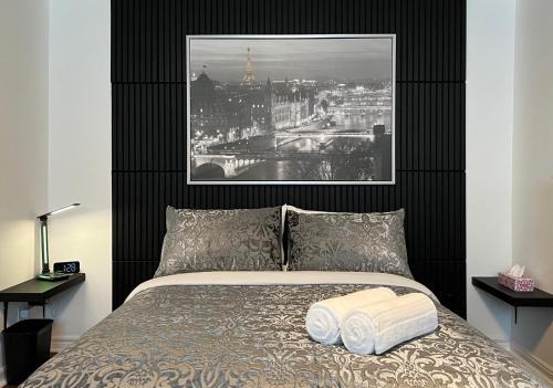 York House | Private Room with Shared Bathroom in West-Toronto