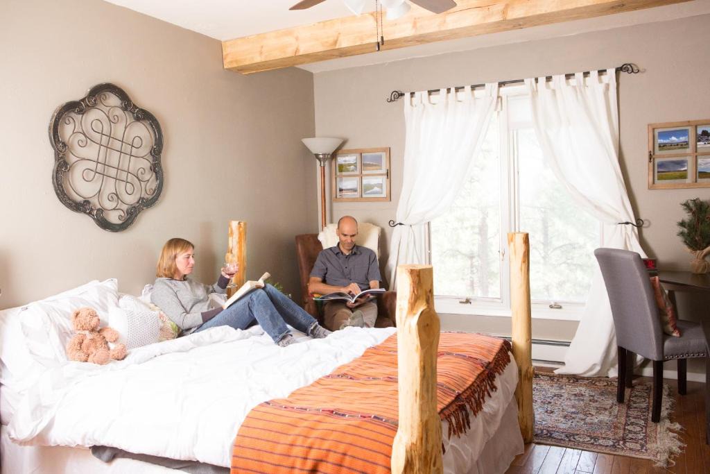 Los Alamos Bed & Breakfast | Pueblo Canyon Inn