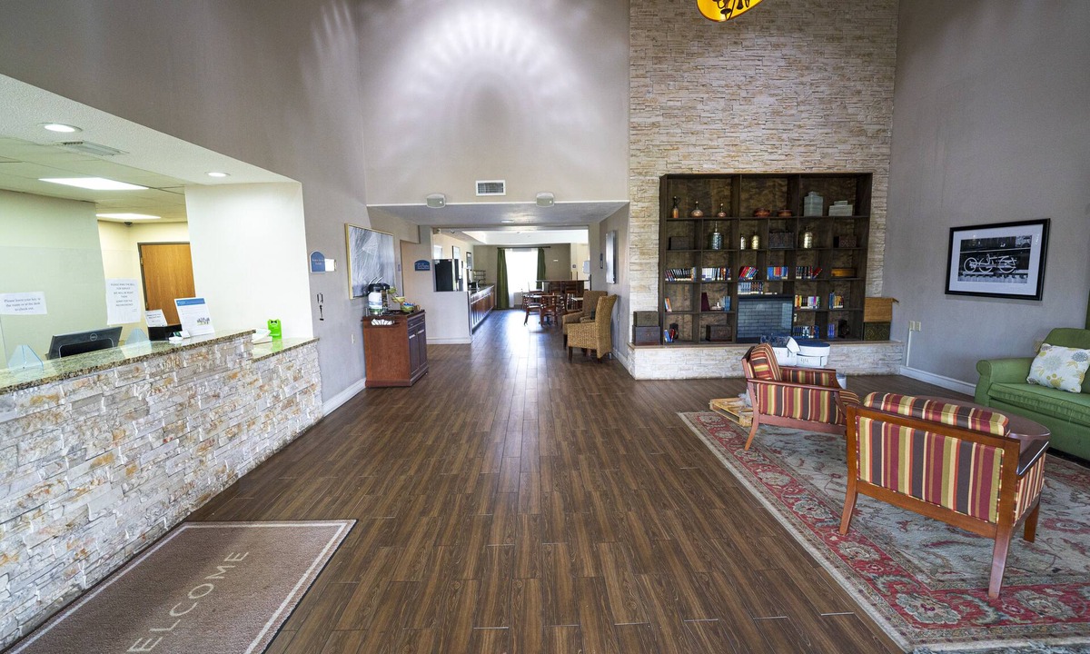 Mexia Hotel | Quality Inn & Suites Monroeville South