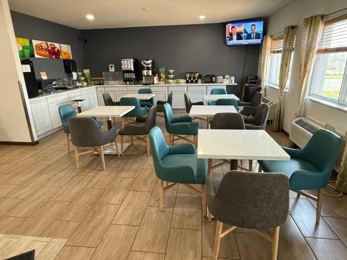 Quality Inn | Eau Claire