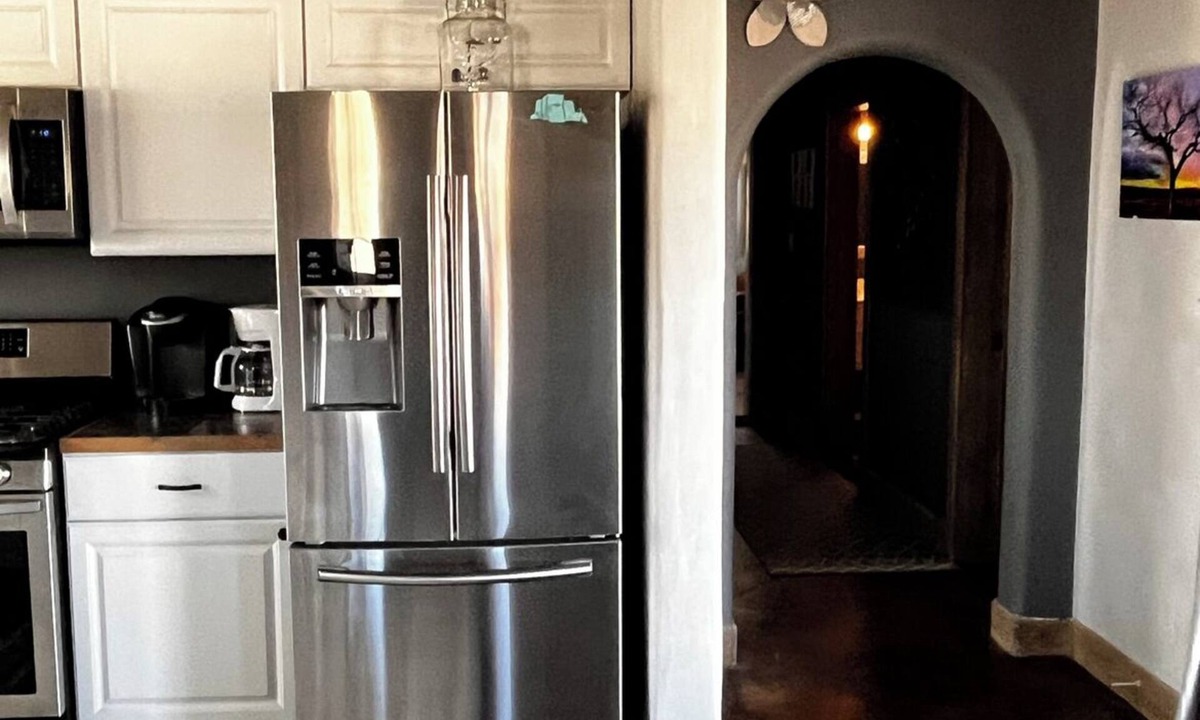 Taos Other | Quiet and cozy country home with mountain views in every direction. Sleeps 6