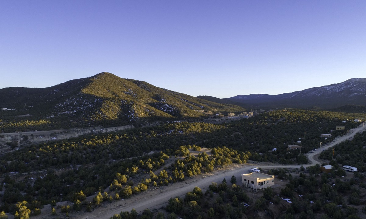 Taos House | Quit & Private nestled in a Pinion and Juniper forest. Monthly rentals only.