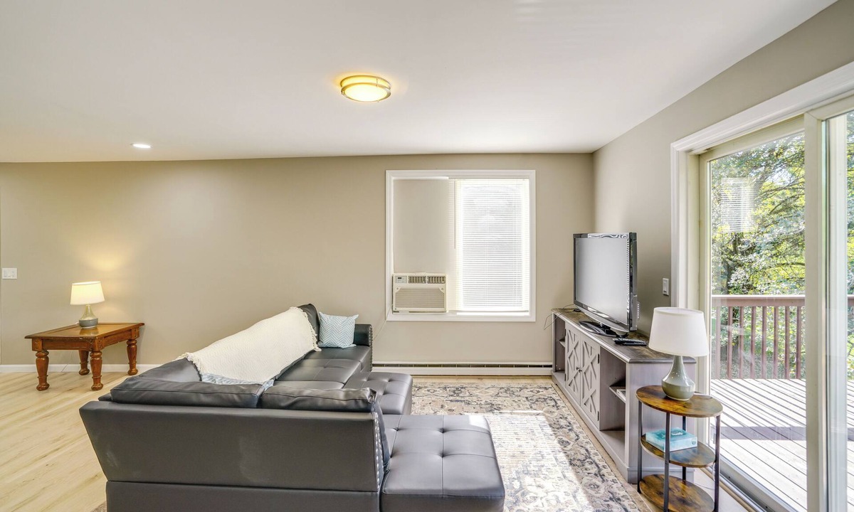Windham Apartment | Relaxing Catskills Apt < 3 Mi to Windham Mountain!