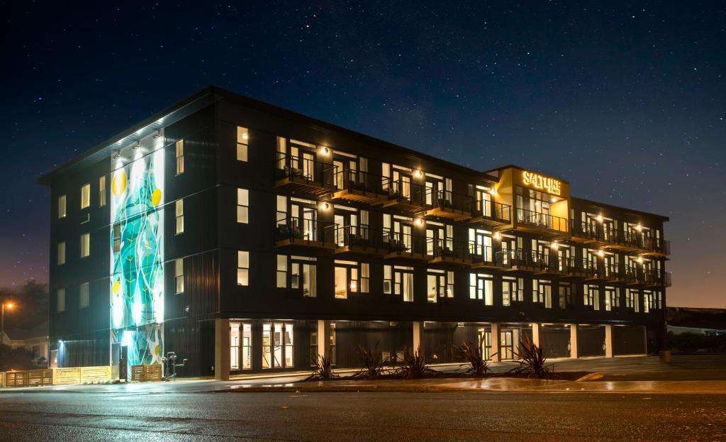 Seaside Hotel | SALTLINE