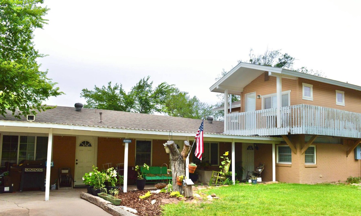 Abilene Apartment | Sammy's Place