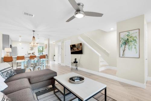 Miramar Beach House | Sandprints E10