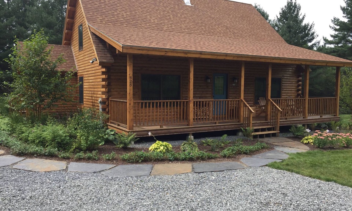 Wilmington Apartment | Seasonal Rental Available - One-Bedroom Apartment in Wilmington, VT