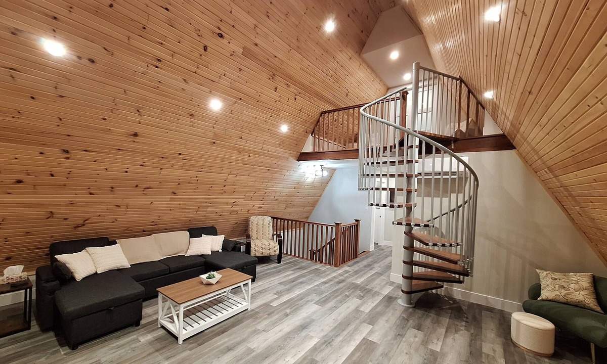 Chatsworth House | Secluded 3BR A-Frame on 25 Private Acres w/Trails, Fireplaces & Soaker Tub