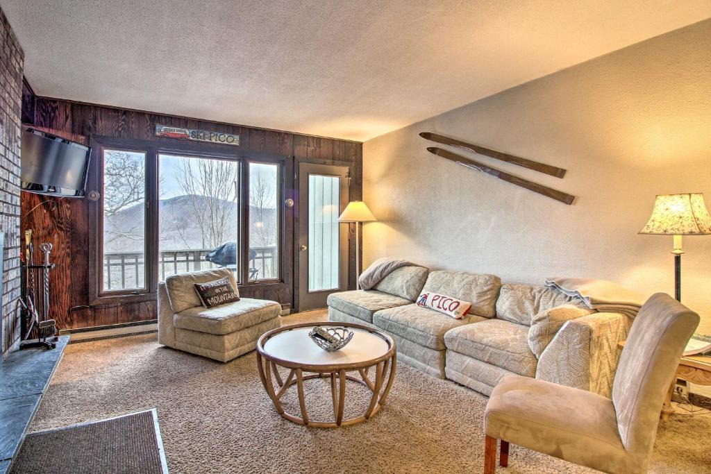 Killington House | Ski-In and Ski-Out Pico Mountain Townhome with Fireplace