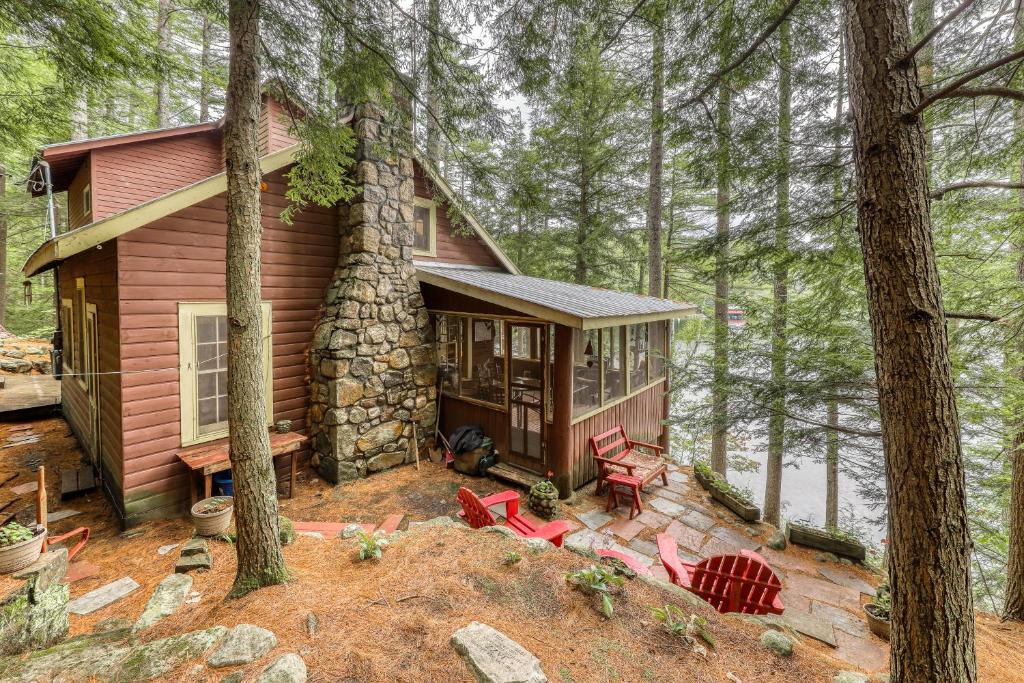Chestertown House | Solitude at Lake's End