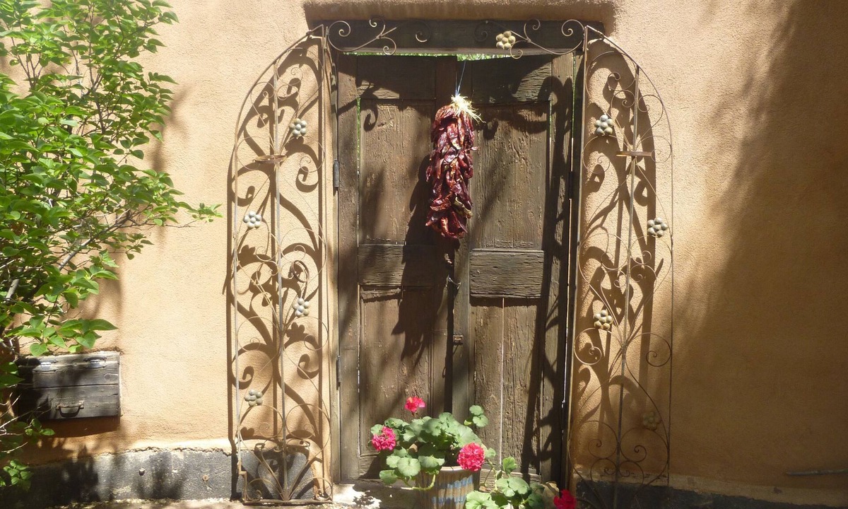 South Capitol House | Spacious, beautiful - Ellie's! is 15 minutes from historic Santa Fe Plaze!