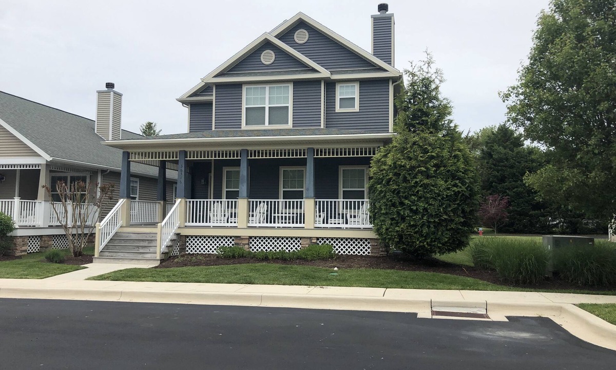 Rehoboth Beach House | Spacious Living in Rehoboth Beach with a Pool in Harmon Bay