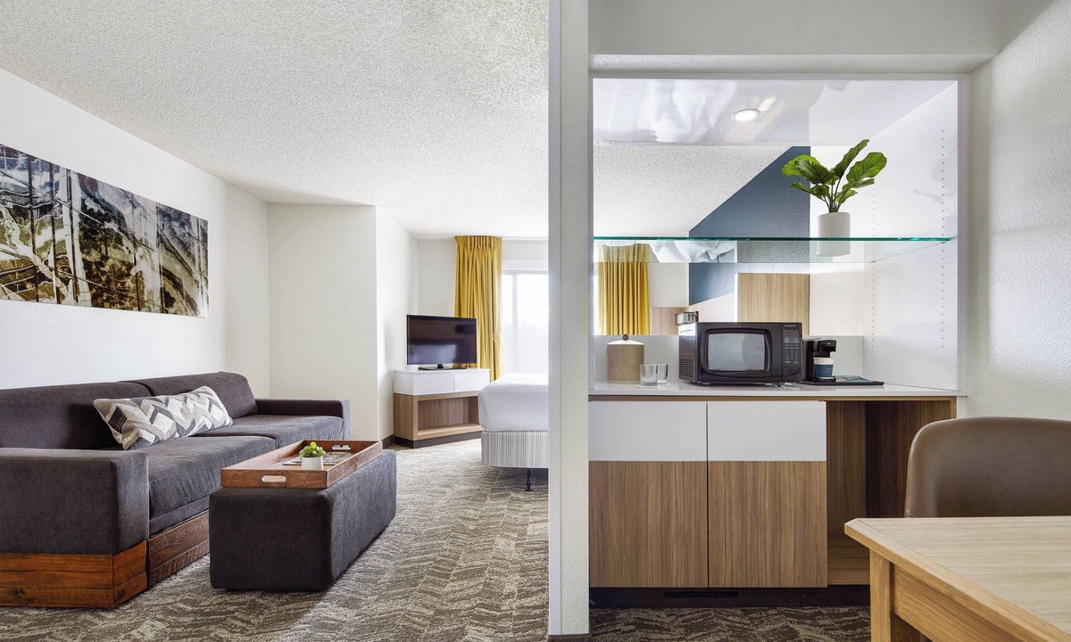 Tempe Hotel | SpringHill Suites Tempe at Arizona Mills Mall