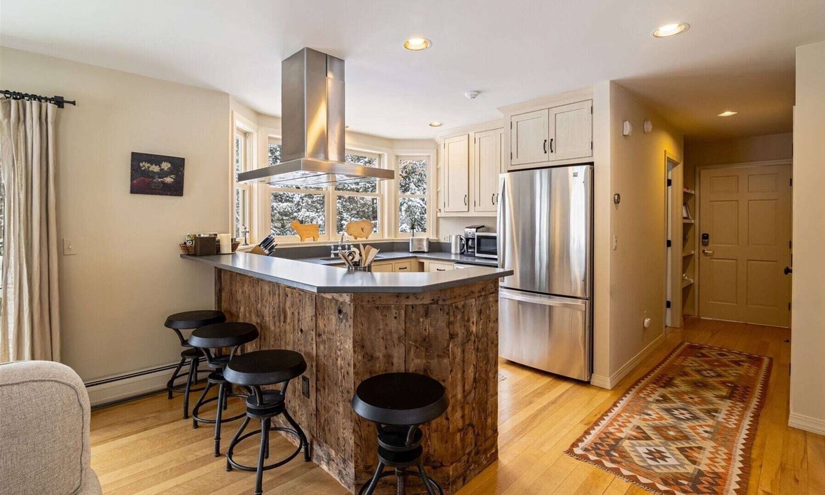 Stowe Hollow House | Stowe-Away 5 Bedroom Luxury Home