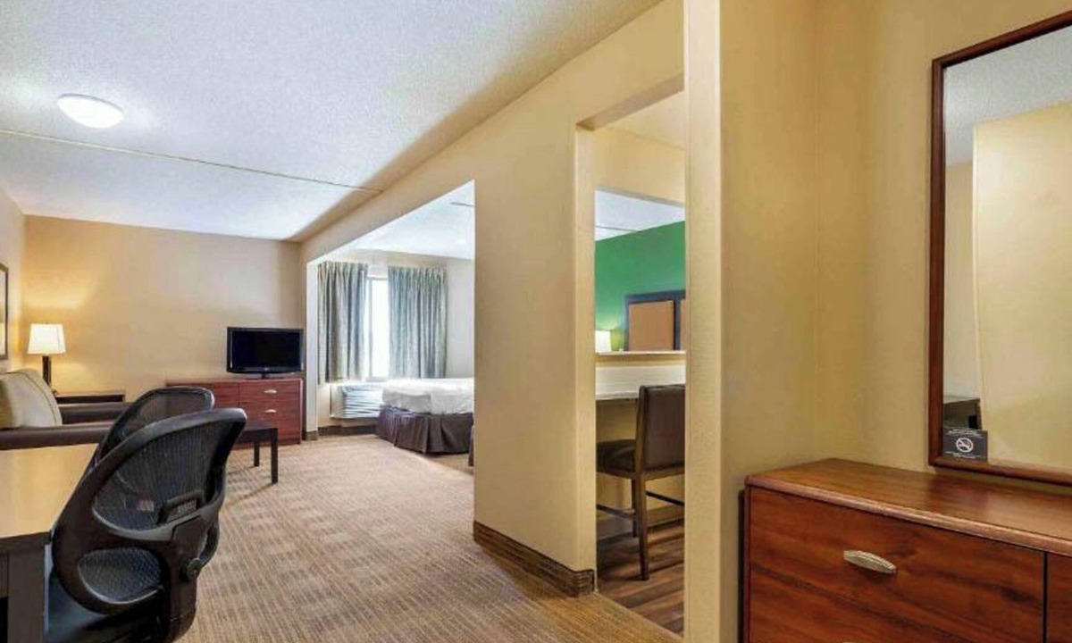 Florence Hotel | Studio 6 Extended Stay Florence, KY - Meijer Dr./Cincinnati