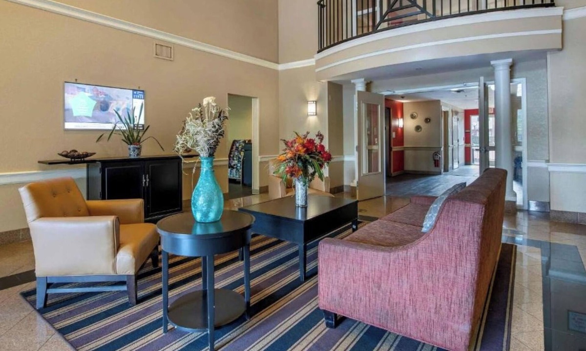 Secret Cove Hotel | Studio 6 Suites Jacksonville Deerwood Park FL