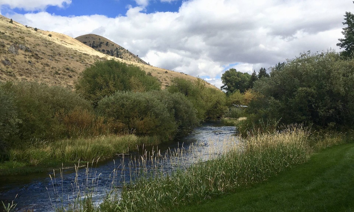 Jackson Condo | Stunning Jackson Hole condo with beautiful creek side views (Min. 31 day rental)