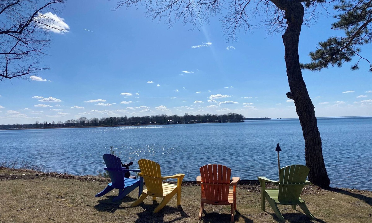 Isle House | Sunset View Getaway-Mille Lacs 3 Bedroom Home