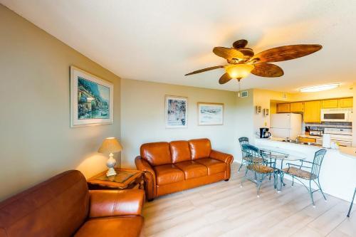 Tavernier House | TA15 Ocean Pointe #2210