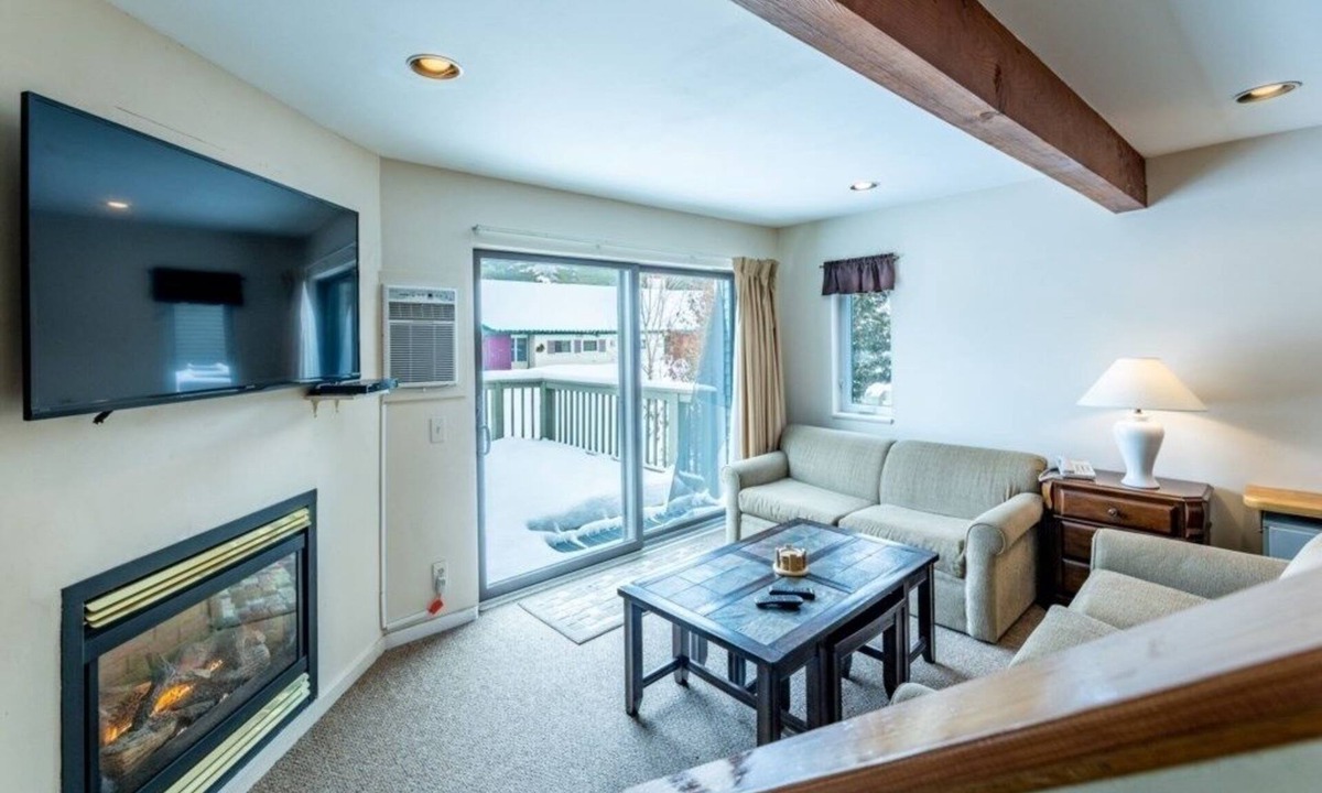 Jeffersonville Condo | TELEMARK 4 (4-Bedroom Condo) with Pool by RedAwning