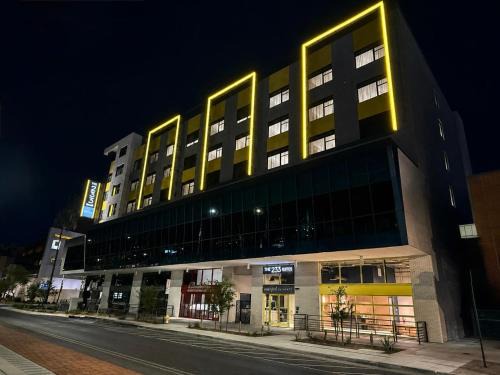 Mesa Hotel | The 233 Suites Unscripted By Hyatt