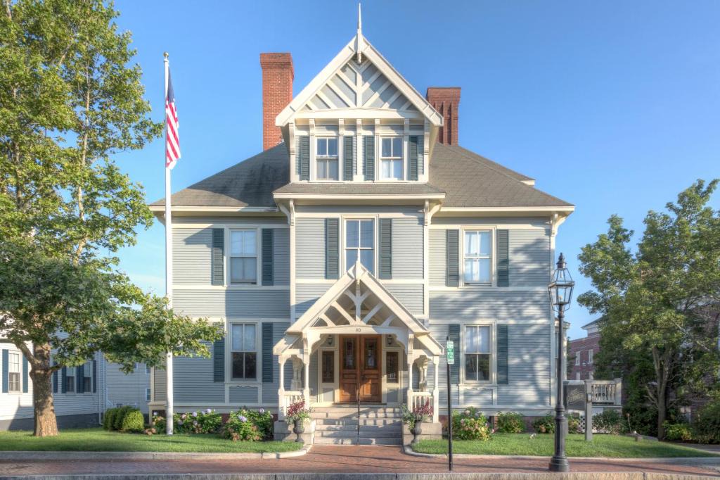 Portsmouth Hotel | Portsmouth