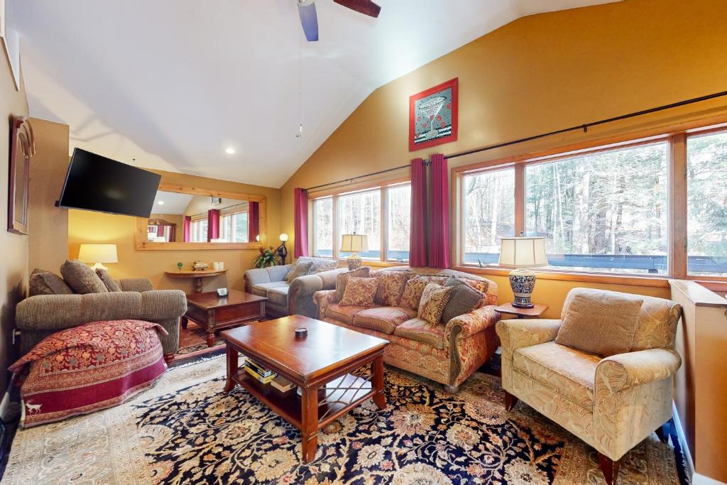 Waitsfield House | The Nest