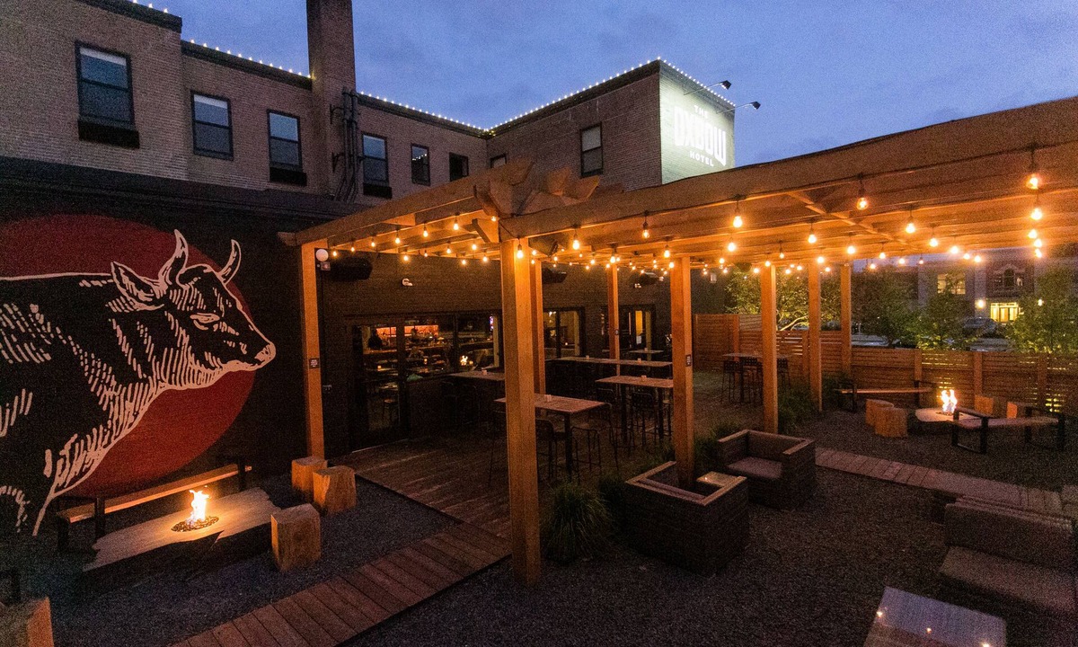 Downtown Eau Claire Hotel | The Oxbow Hotel