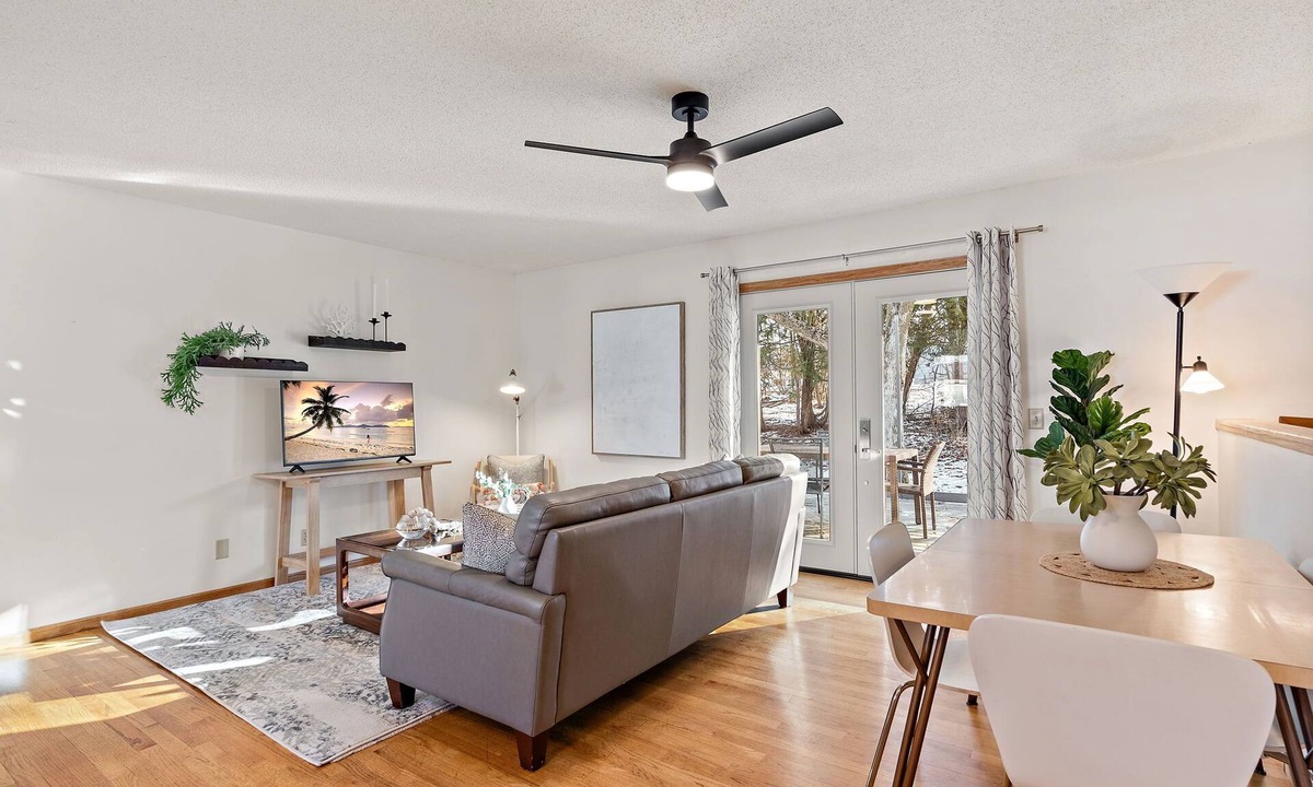 Stillwater House | The Pine House: a cozy home for you & yours!
