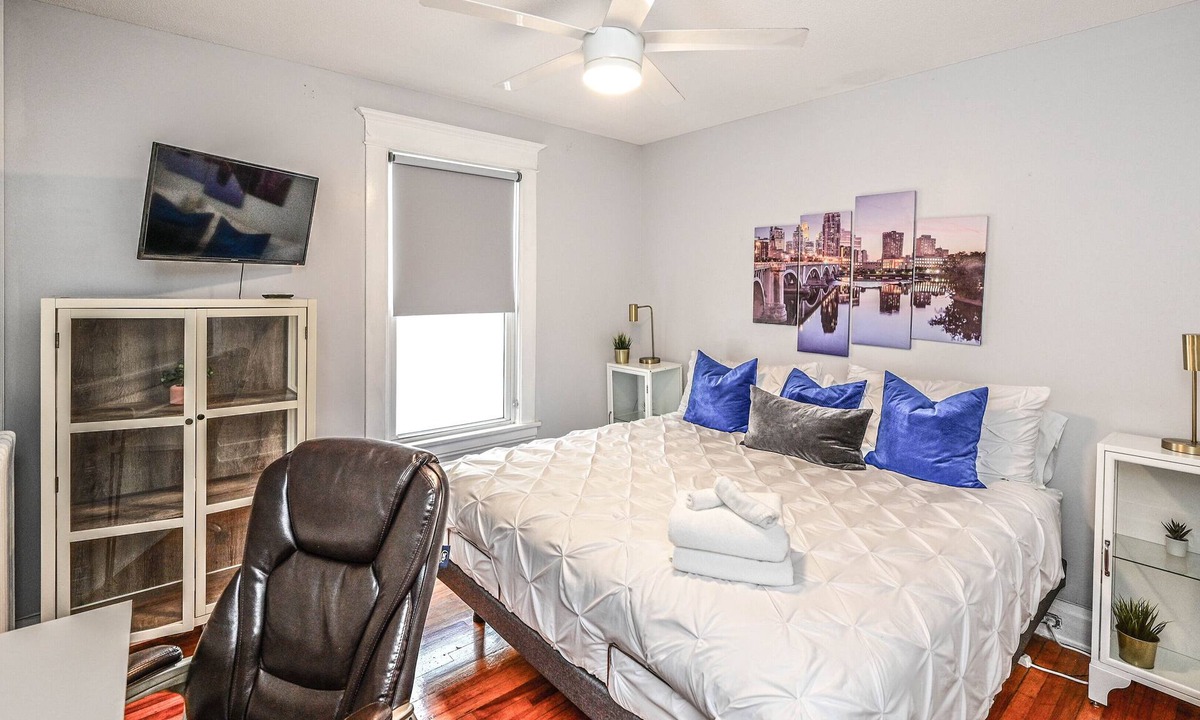 Whittier House | The Pleasant Mansion (Uptown/Downtown) by Lux Life