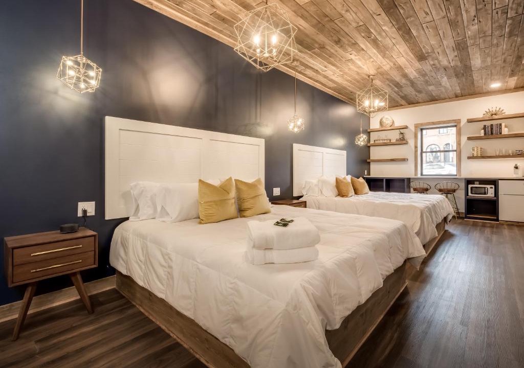 Prescott Hotel | The Port of Prescott Boutique Hotel