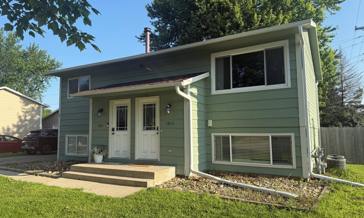 Rochester House | The Rochester Rambler - 2BD/1BA