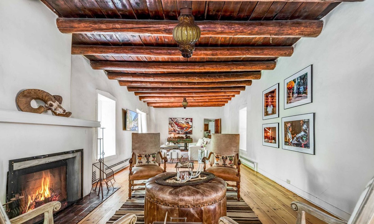 Santa Cruz House | The Santa Cruz (A Historic Adobe Estate)
