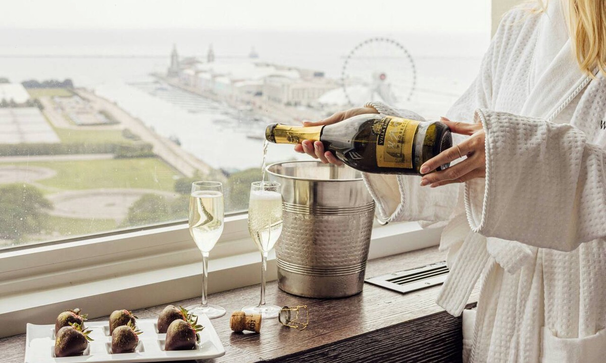 Streeterville Hotel | The Wade